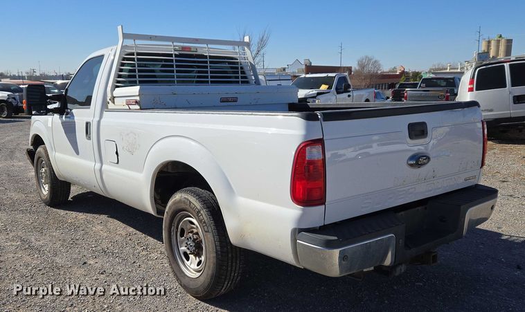 image for item ET1197 2016 Ford F250 Super Duty XL pickup truck