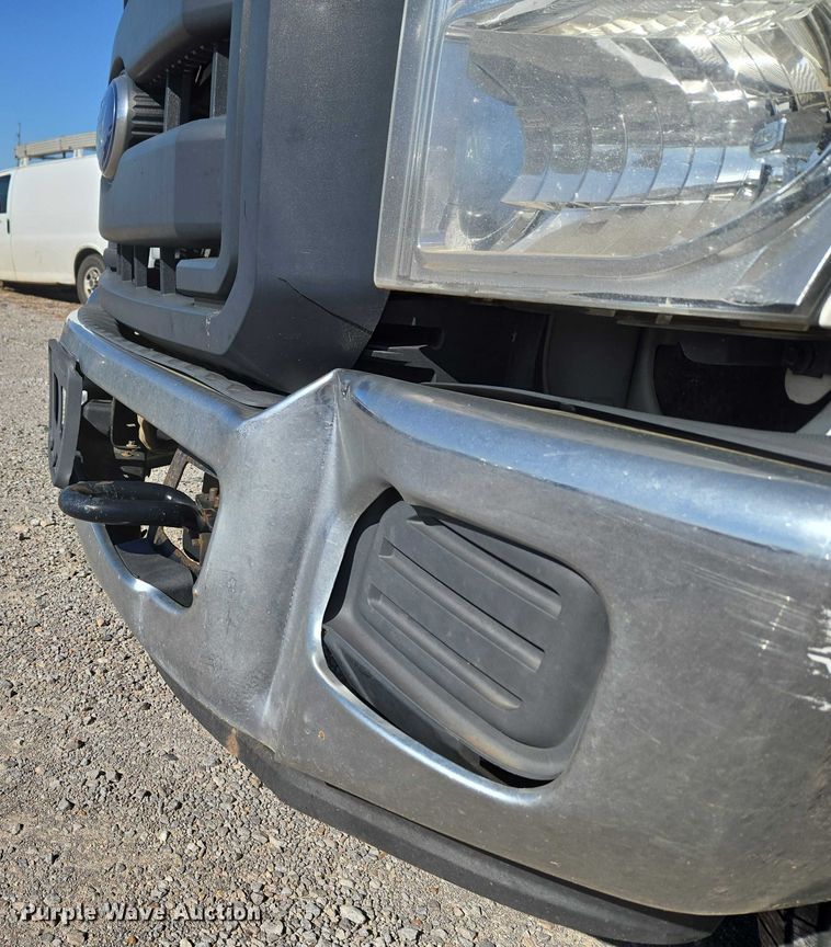 image for item ET1197 2016 Ford F250 Super Duty XL pickup truck