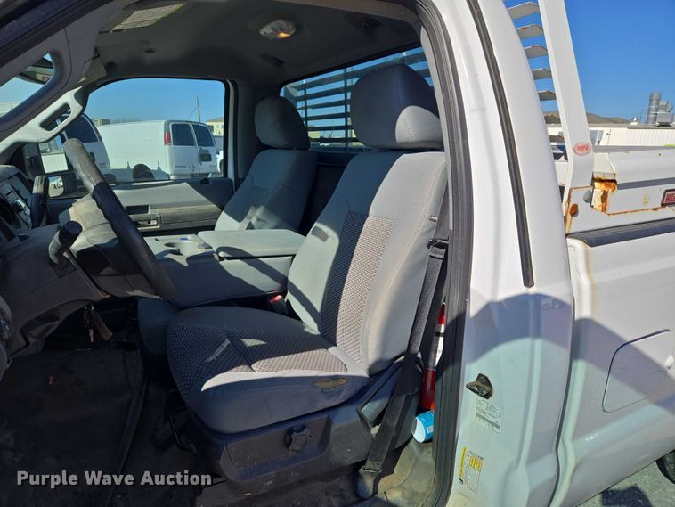 image for item ET1197 2016 Ford F250 Super Duty XL pickup truck