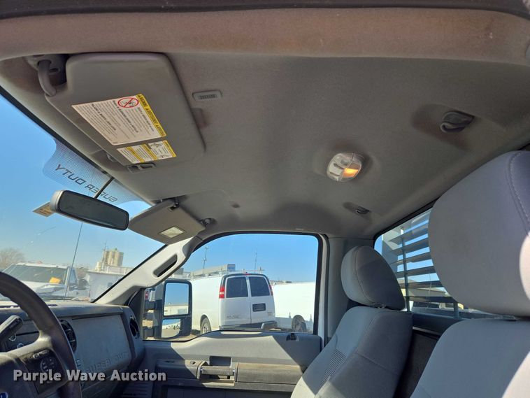 image for item ET1197 2016 Ford F250 Super Duty XL pickup truck