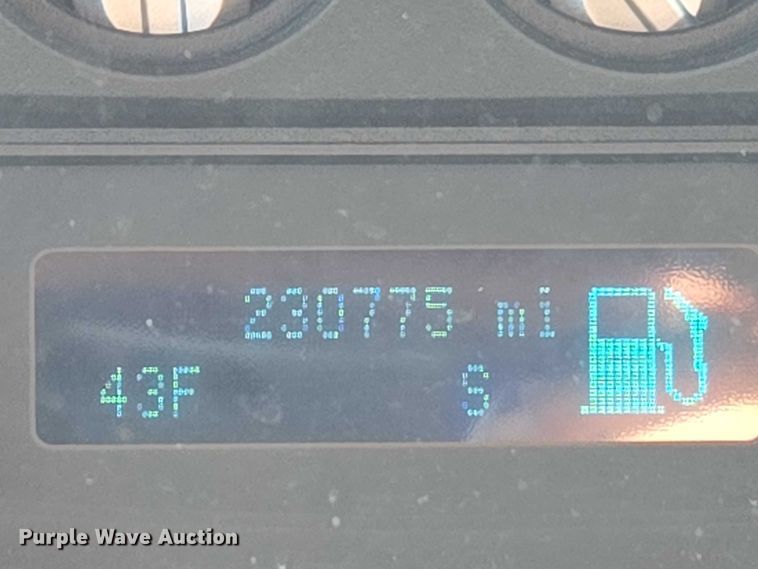 image for item ET1197 2016 Ford F250 Super Duty XL pickup truck