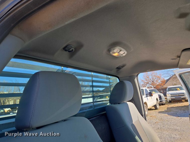 image for item ET1197 2016 Ford F250 Super Duty XL pickup truck