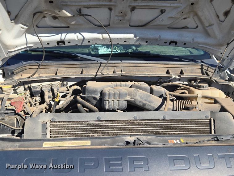 image for item ET1197 2016 Ford F250 Super Duty XL pickup truck