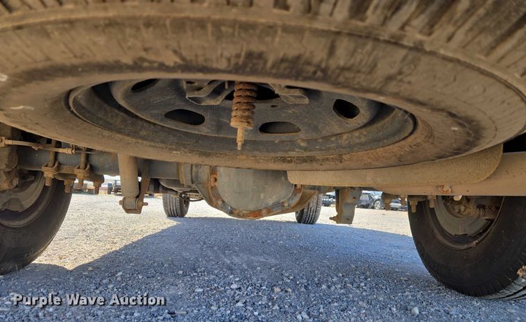 image for item ET1197 2016 Ford F250 Super Duty XL pickup truck