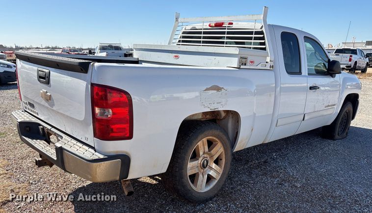 image for item ET1198 2008 Chevrolet Silverado 1500 Ext. Cab pickup truck