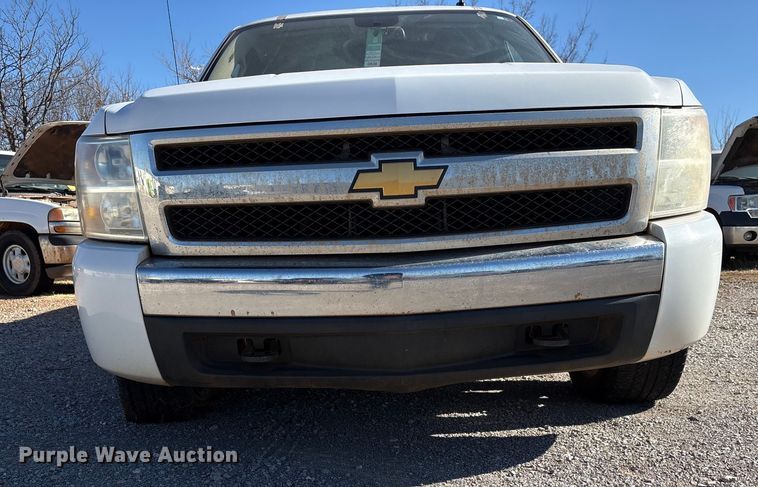 image for item ET1198 2008 Chevrolet Silverado 1500 Ext. Cab pickup truck