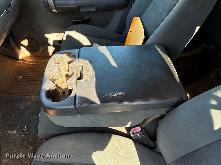 image for item ET1198 2008 Chevrolet Silverado 1500 Ext. Cab pickup truck