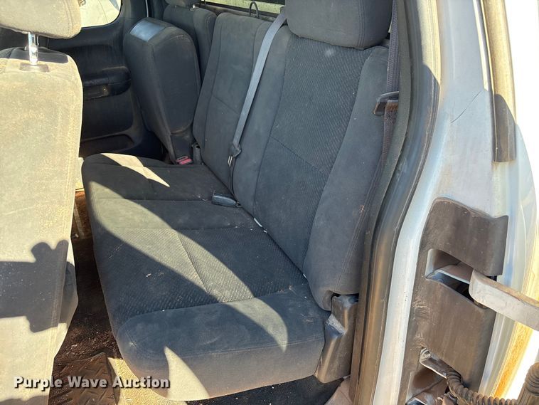 image for item ET1198 2008 Chevrolet Silverado 1500 Ext. Cab pickup truck