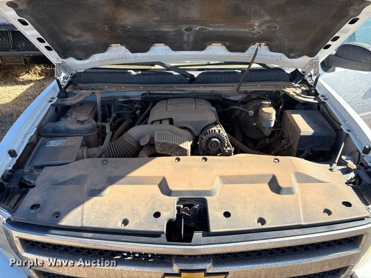 image for item ET1198 2008 Chevrolet Silverado 1500 Ext. Cab pickup truck