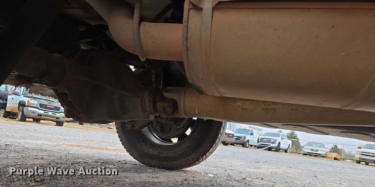 image for item ET1199 2013 Chevrolet Silverado 1500 pickup truck