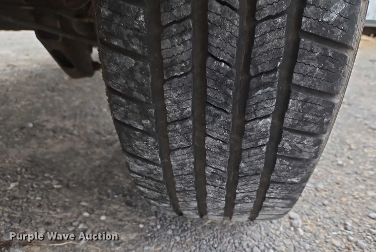 image for item ET1199 2013 Chevrolet Silverado 1500 pickup truck