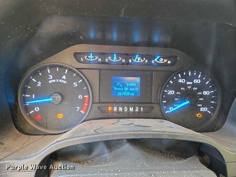 image for item ET1203 2019 Ford F250 Super Duty XL pickup truck