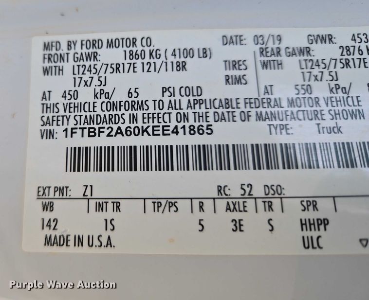 image for item ET1203 2019 Ford F250 Super Duty XL pickup truck