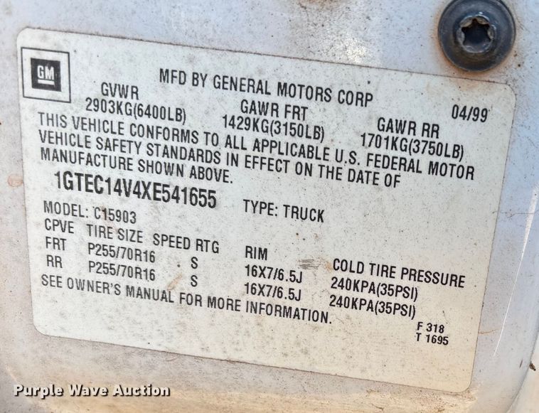 image for item ET1205 1999 GMC Sierra 1500 pickup truck