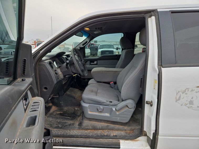 image for item ET1208 2014 Ford F150 XL Ext. Cab pickup truck