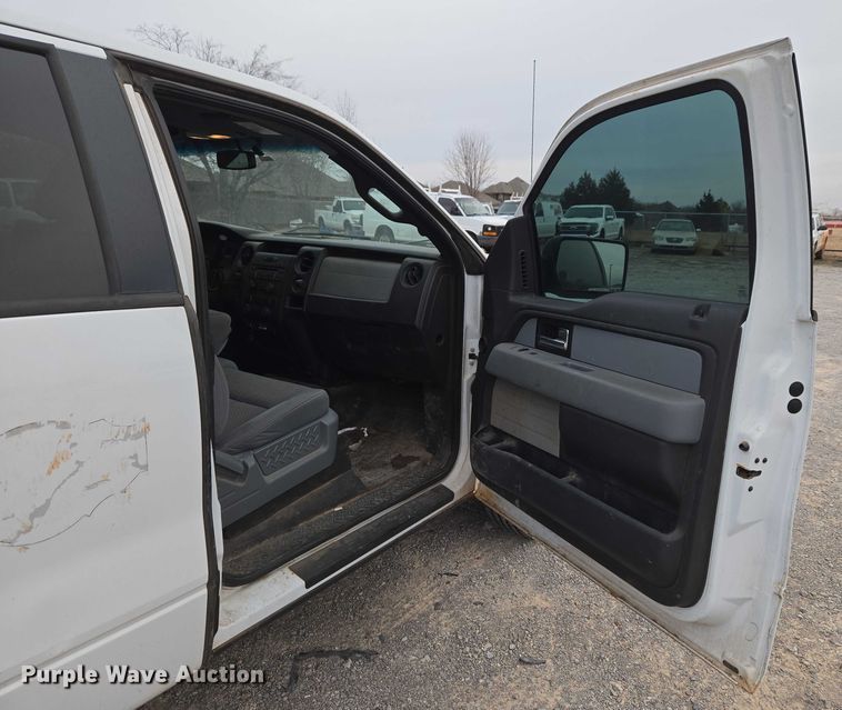 image for item ET1208 2014 Ford F150 XL Ext. Cab pickup truck