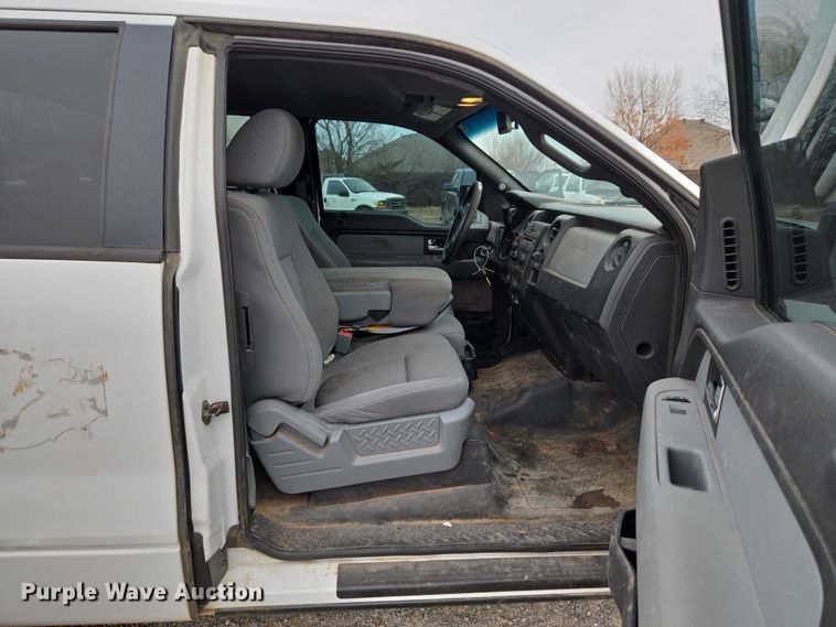 image for item ET1208 2014 Ford F150 XL Ext. Cab pickup truck