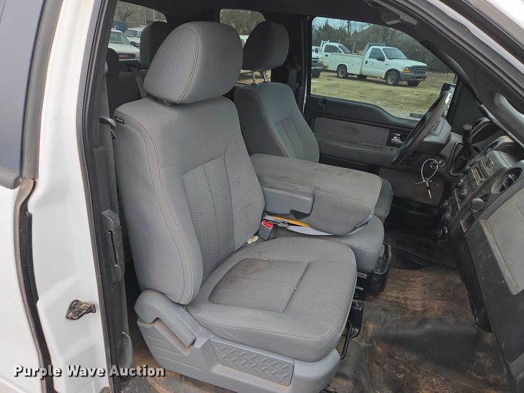 image for item ET1208 2014 Ford F150 XL Ext. Cab pickup truck