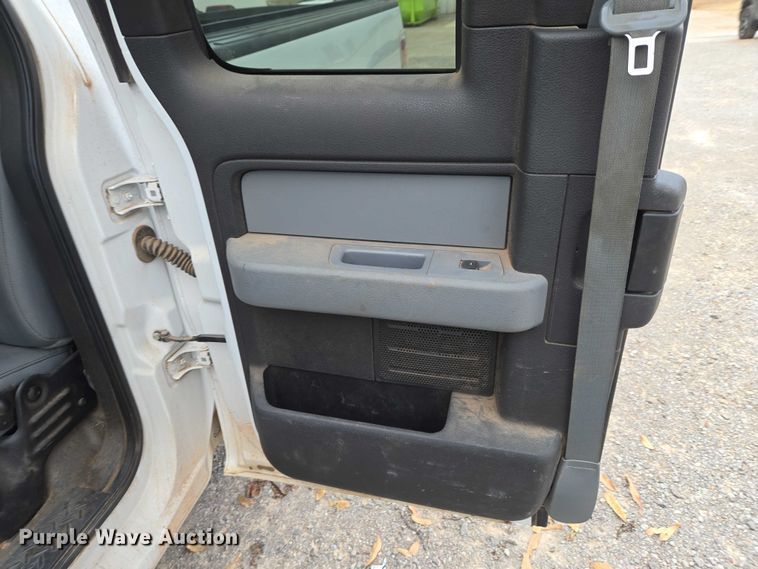 image for item ET1208 2014 Ford F150 XL Ext. Cab pickup truck