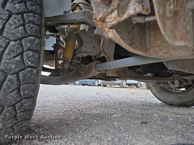 image for item ET1210 2007 Chevrolet Silverado Classic 2500 pickup truck