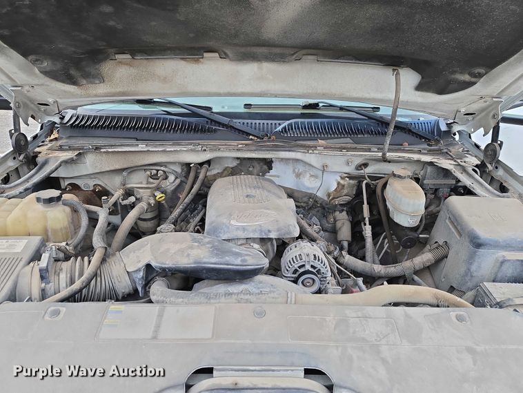 image for item ET1210 2007 Chevrolet Silverado Classic 2500 pickup truck