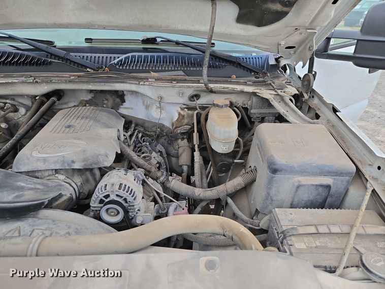 image for item ET1210 2007 Chevrolet Silverado Classic 2500 pickup truck