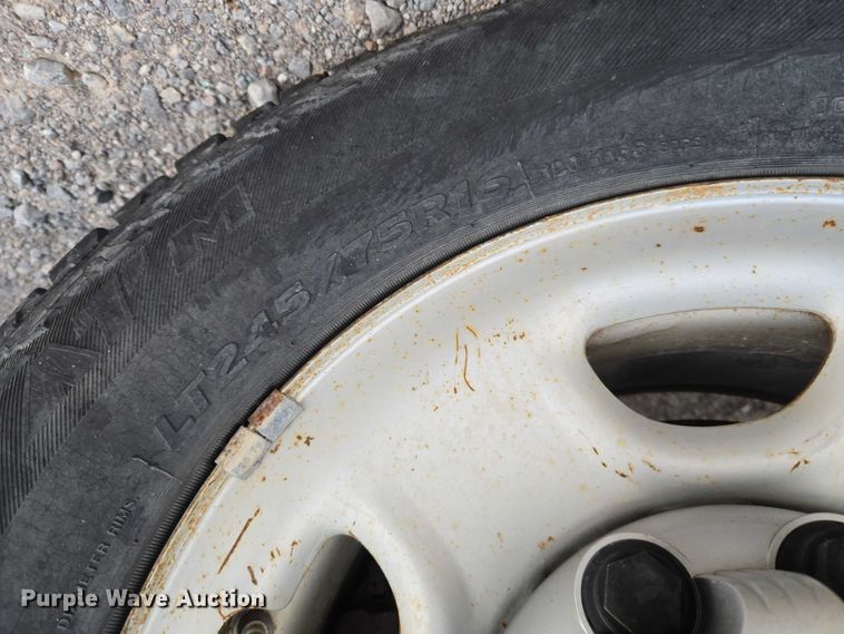 image for item ET1210 2007 Chevrolet Silverado Classic 2500 pickup truck