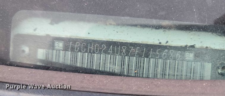 image for item ET1210 2007 Chevrolet Silverado Classic 2500 pickup truck