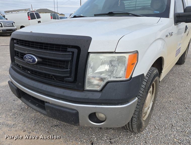 image for item ET1211 2014 Ford F150 pickup truck