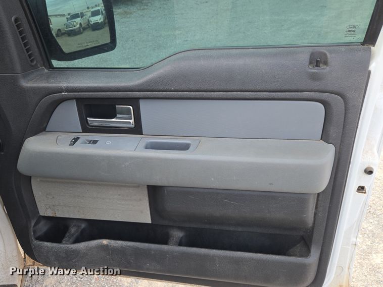 image for item ET1211 2014 Ford F150 pickup truck