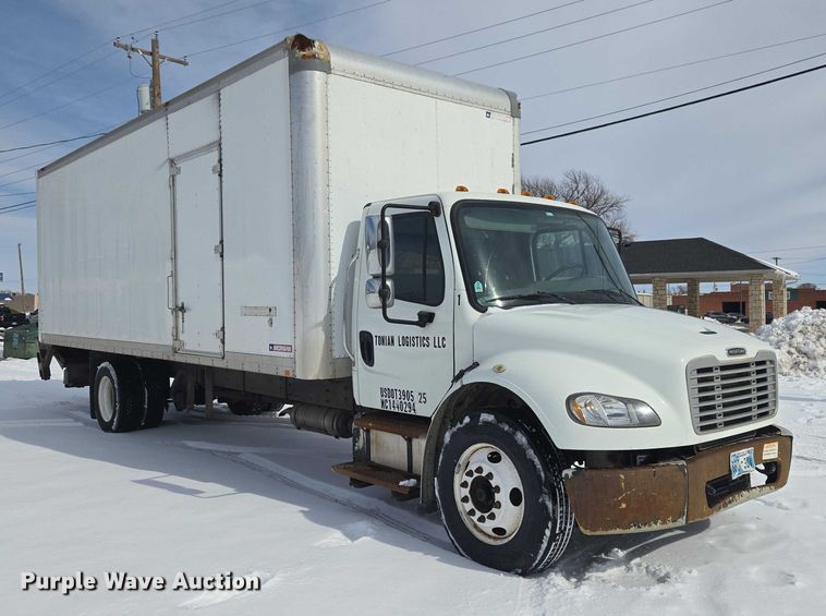 image for item ET1213 2015 Freightliner M2 box truck