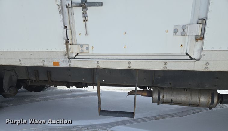 image for item ET1213 2015 Freightliner M2 box truck