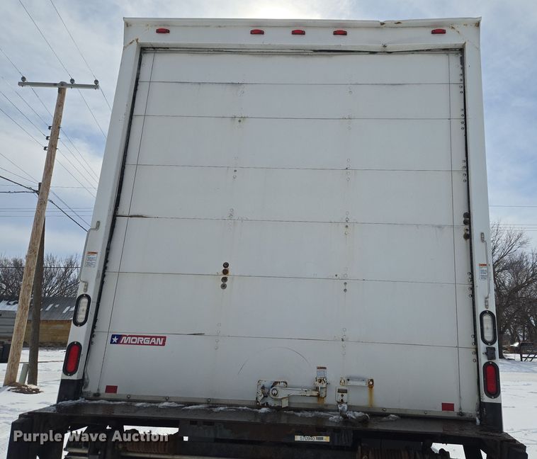 image for item ET1213 2015 Freightliner M2 box truck