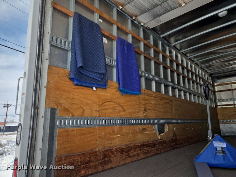 image for item ET1213 2015 Freightliner M2 box truck