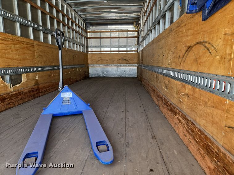 image for item ET1213 2015 Freightliner M2 box truck