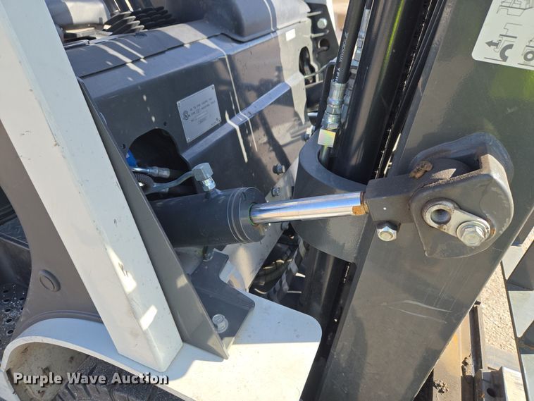 image for item ET1241 2018 UniCarriers PF50 forklift