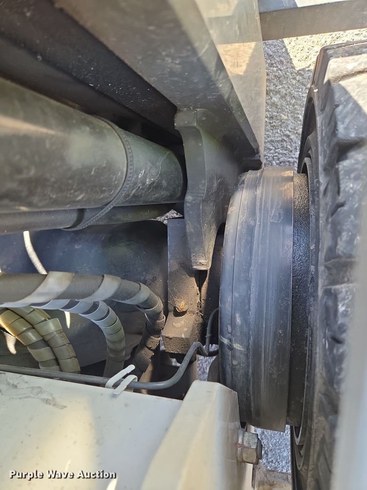 image for item ET1241 2018 UniCarriers PF50 forklift