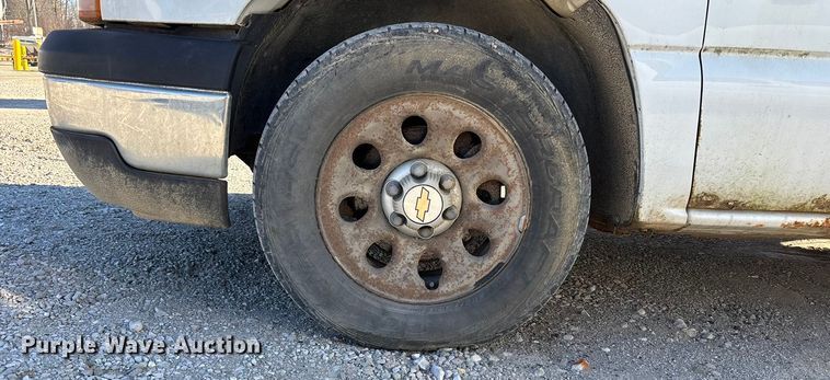 image for item ET4412 2006 Chevrolet Silverado 1500 Ext. Cab pickup truck