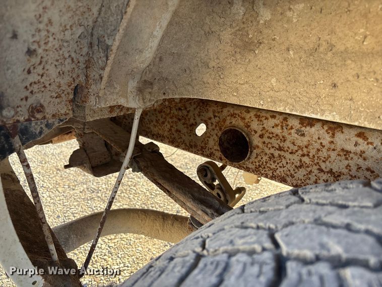 image for item ET4413 2005 Chevrolet Silverado 1500 Ext. Cab pickup truck