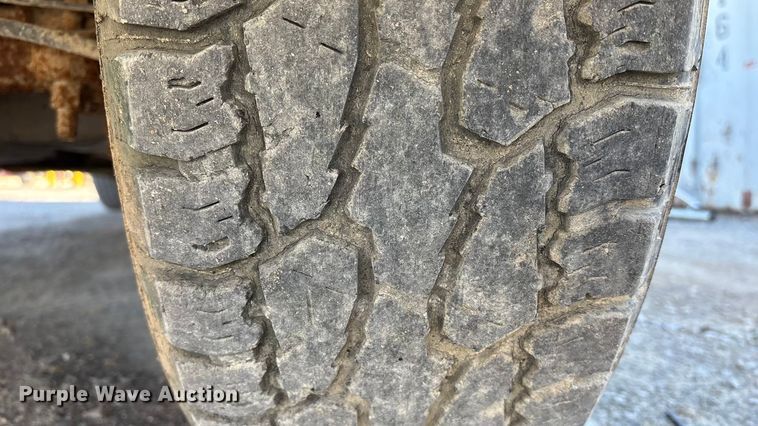 image for item ET4413 2005 Chevrolet Silverado 1500 Ext. Cab pickup truck