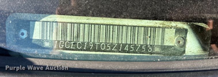 image for item ET4413 2005 Chevrolet Silverado 1500 Ext. Cab pickup truck