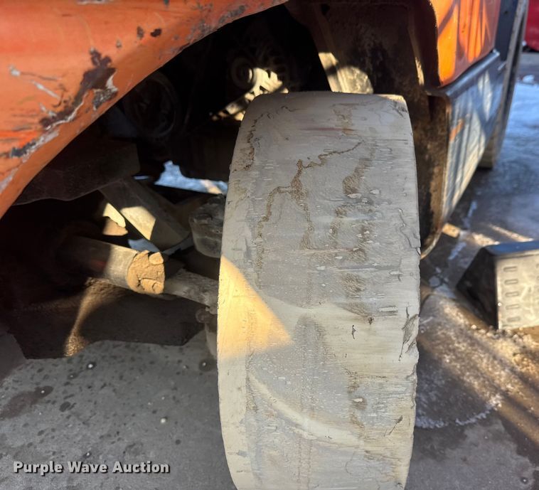 image for item ET4451 Doosan G25E-5 forklift