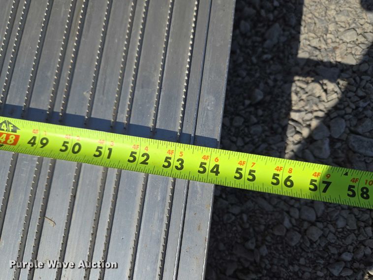 image for item ET5258 2013 Crystal Welding INC. enclosed cargo trailer