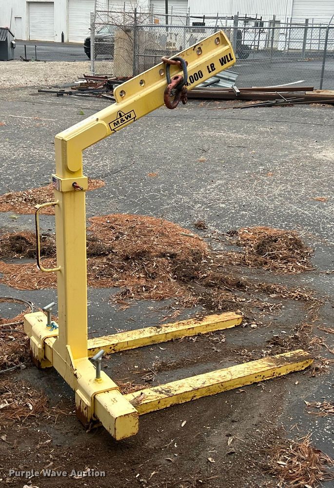 image for item ET6836 M&W pallet lift