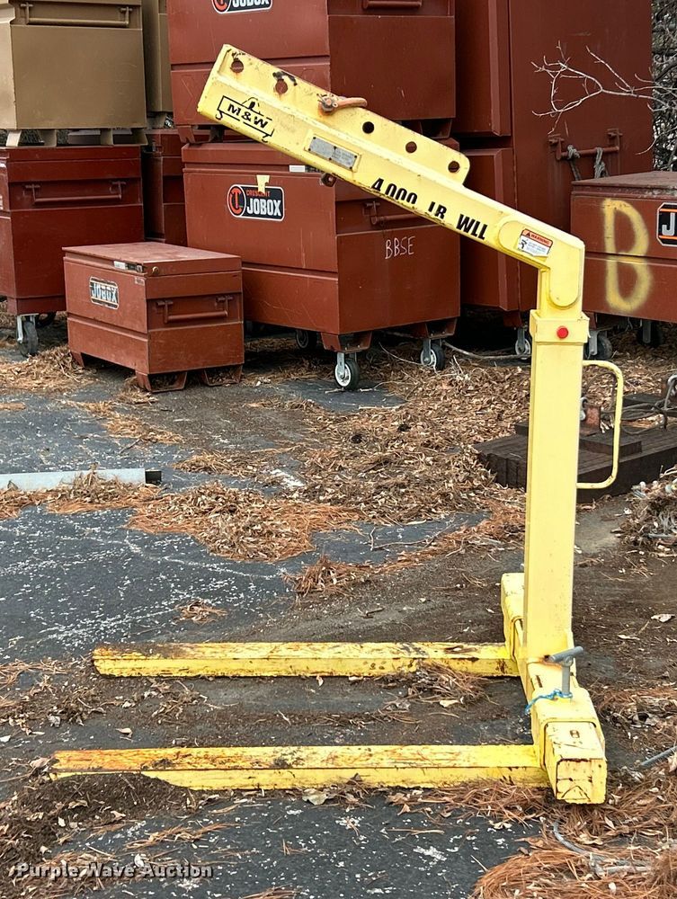 image for item ET6836 M&W pallet lift