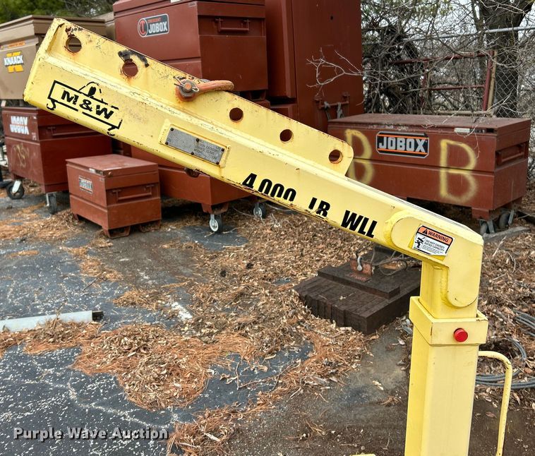 image for item ET6836 M&W pallet lift