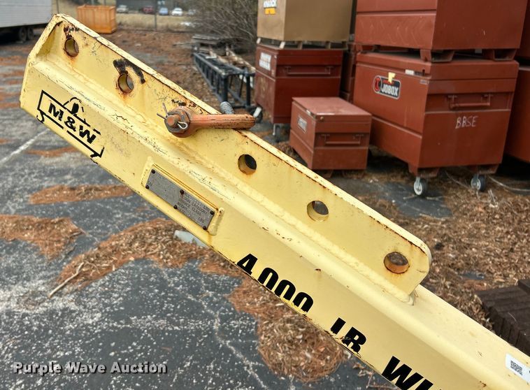 image for item ET6836 M&W pallet lift