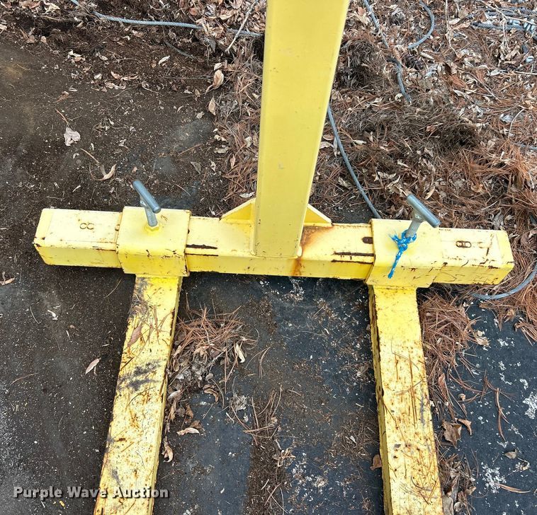 image for item ET6836 M&W pallet lift