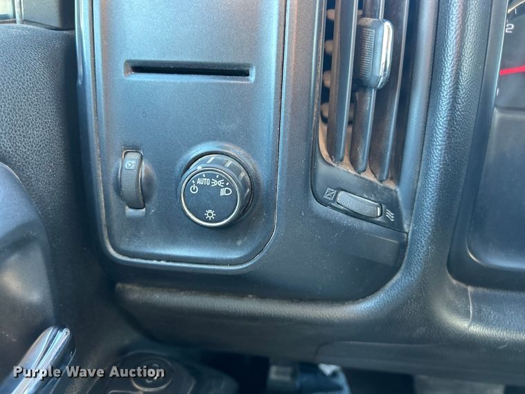 image for item ET6884 2014 GMC Sierra 1500 pickup truck