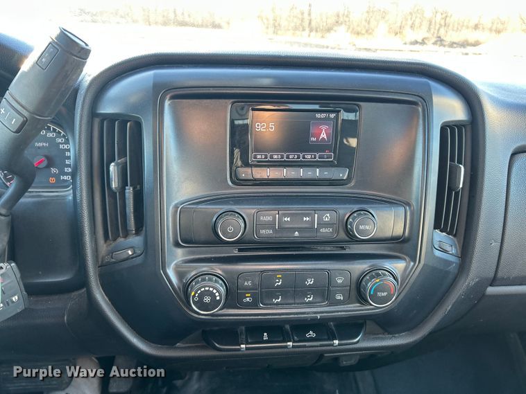 image for item ET6884 2014 GMC Sierra 1500 pickup truck